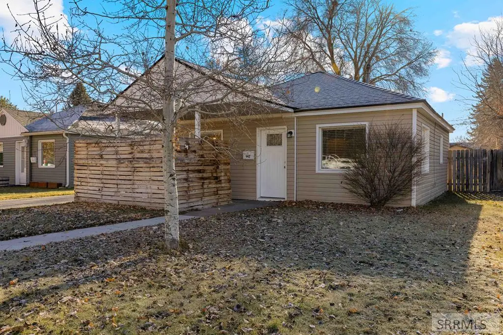 942 10th Street, Idaho Falls, ID 83404 - #1