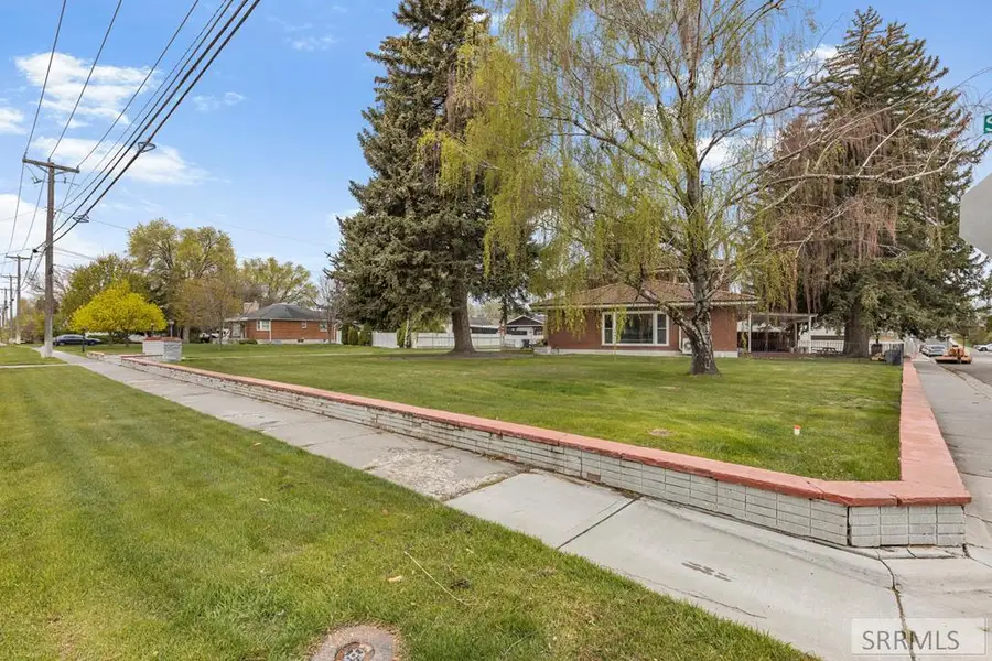 795 Saturn Avenue, Idaho Falls, ID 83402 - #2