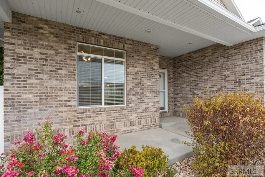 2434 Brookcliff Drive, Idaho Falls, ID 83402 - #3