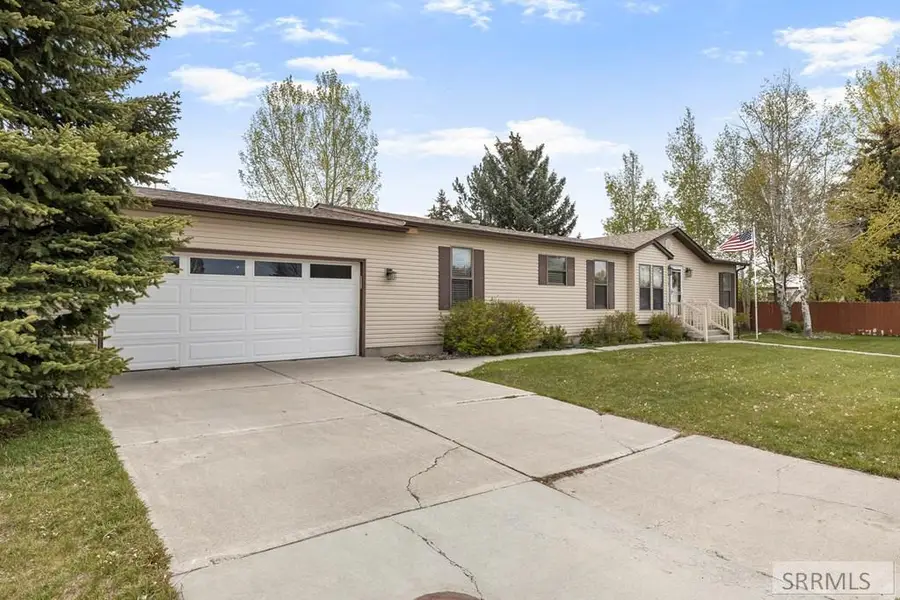 369 Adam Lane, Idaho Falls, ID 83401 - #2