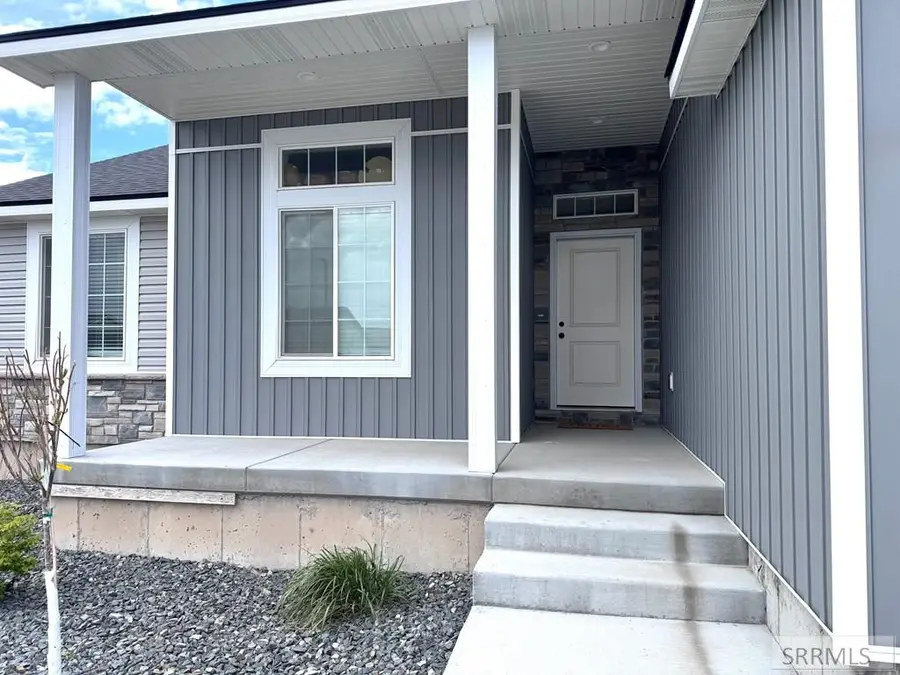 472 Fieldstone Ave, Rigby, ID 83442 - #3