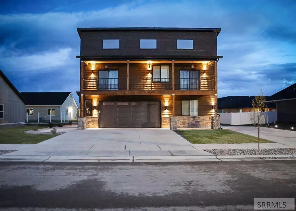 370 Camas Street, Sugar City, ID 83448 - #1