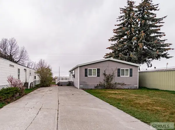 1917 Pinewood Drive, IDAHO FALLS, ID 83401