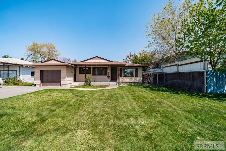 995 Koster Avenue, Idaho Falls, ID 83404 - #2