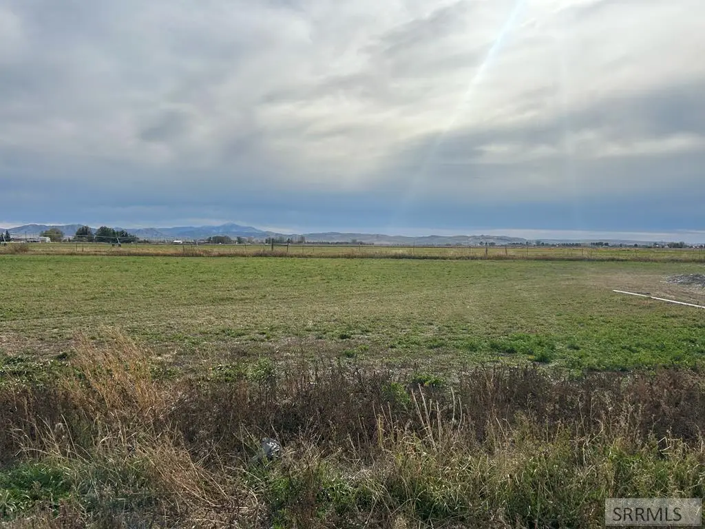 L6B1 330 N, Blackfoot, ID 83221 - #1