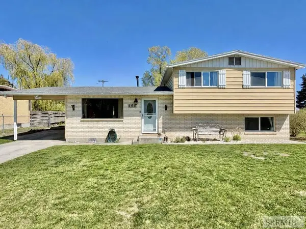 560 Lena Lane, BLACKFOOT, ID 83221