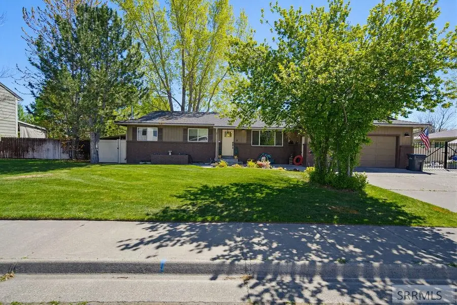 1632 Parkwood Street, Idaho Falls, ID 83401 - #2
