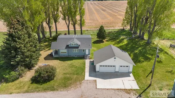 1046 575 E, FIRTH, ID 83236