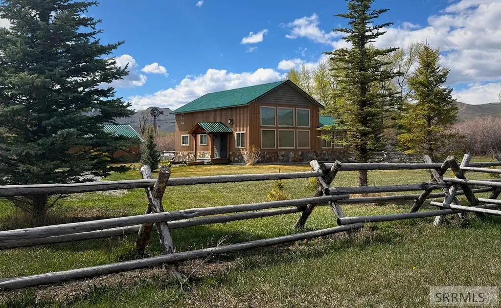4239 Summit Drive, Mackay, ID 83251 - #1