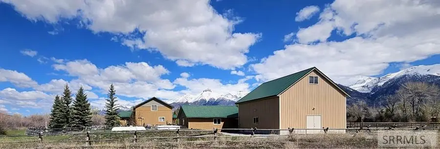 4239 Summit Drive, Mackay, ID 83251 - #2