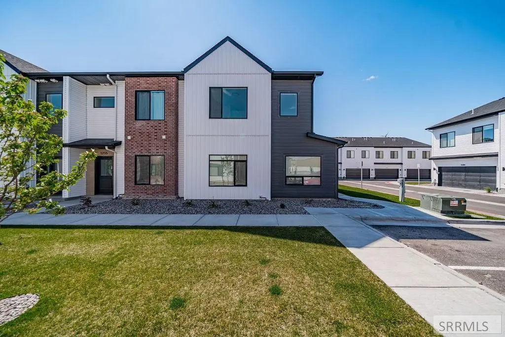 1247 Meadow Edge Ct, Idaho Falls, ID 83402 - #1