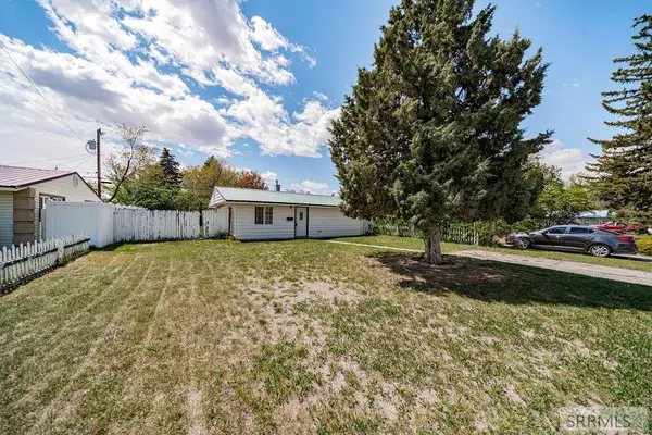 325 Bonneville Drive, IDAHO FALLS, ID 83401