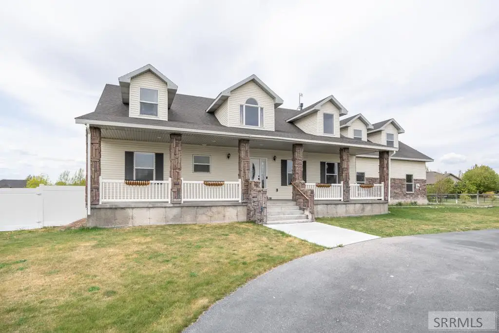 11 3202 E, Idaho Falls, ID 83401 - #1