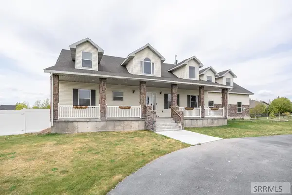 11 3202 E, IDAHO FALLS, ID 83401