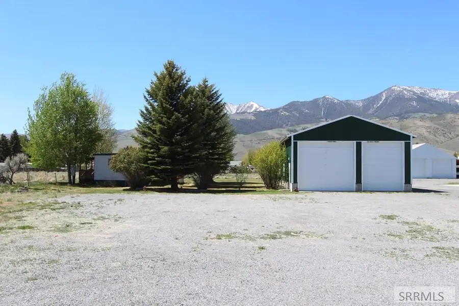 1003 Custer Street, Mackay, ID 83251 - #2