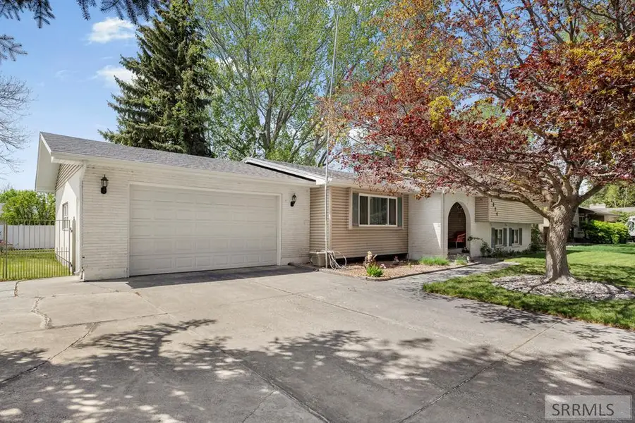 2374 Belmont Avenue, Idaho Falls, ID 83404 - #2