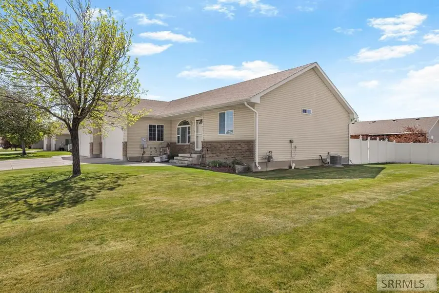 4094 Mathews Drive, Ammon, ID 83406 - #3