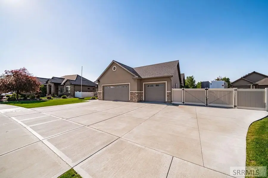 326 Fire Thorn, Idaho Falls, ID 83404 - #2