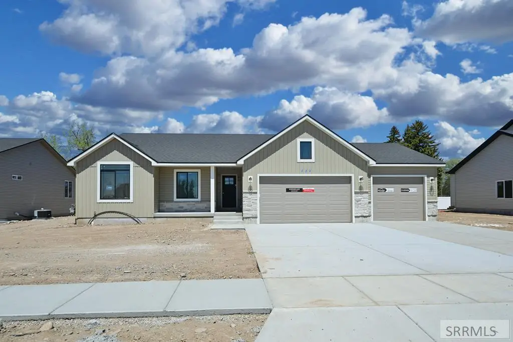 424 Willow Bend Avenue, Rigby, ID 83442 - #1