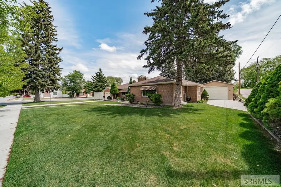 1715 Calkins Avenue, Idaho Falls, ID 83402 - #3