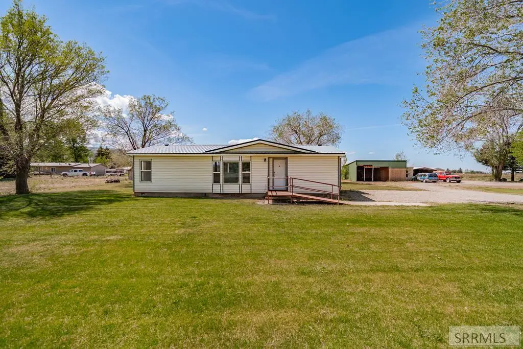 163 W 129 S, Idaho Falls, ID 83404 - #1