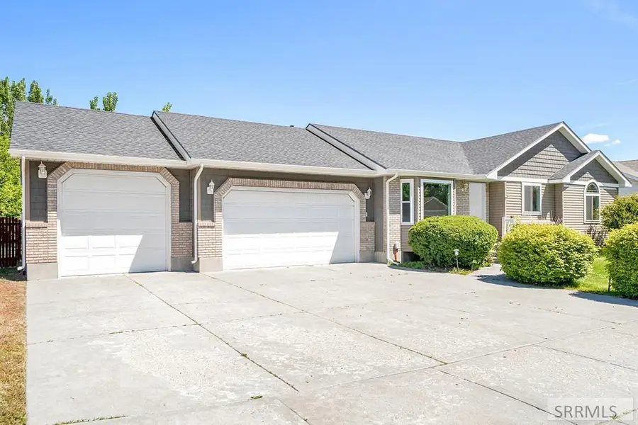 3845 Ridgeview Circle, Ammon, ID 83406 - #2