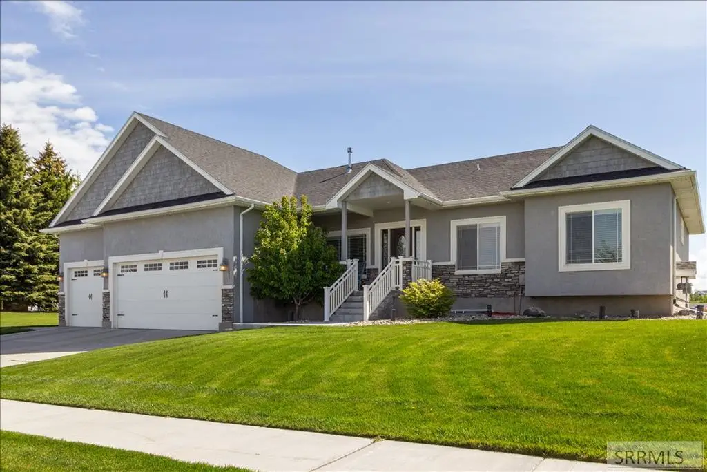 653 4th E, Rexburg, ID 83440 - #1