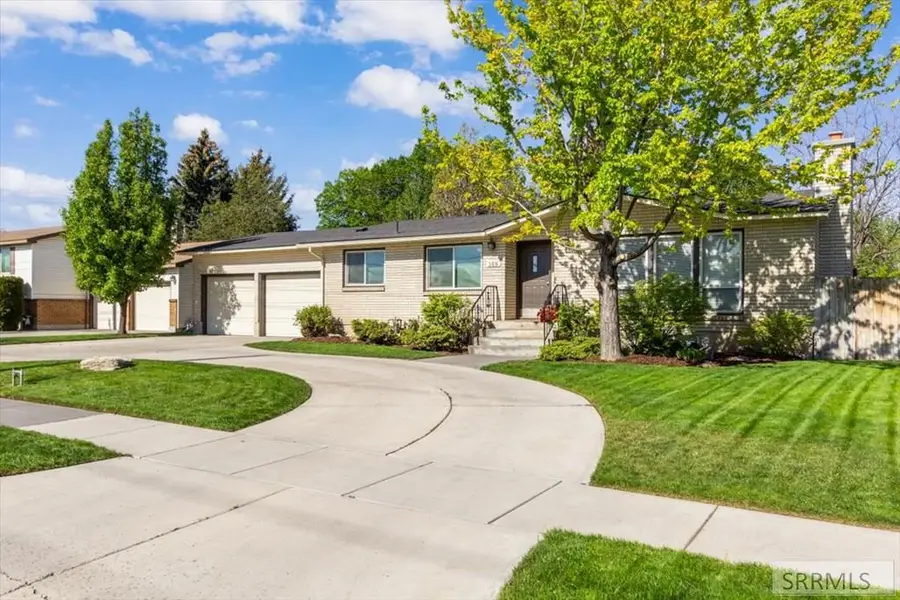 148 5th W, Rexburg, ID 83440 - #2