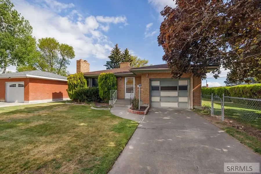 1265 10th Street, Idaho Falls, ID 83404 - #2