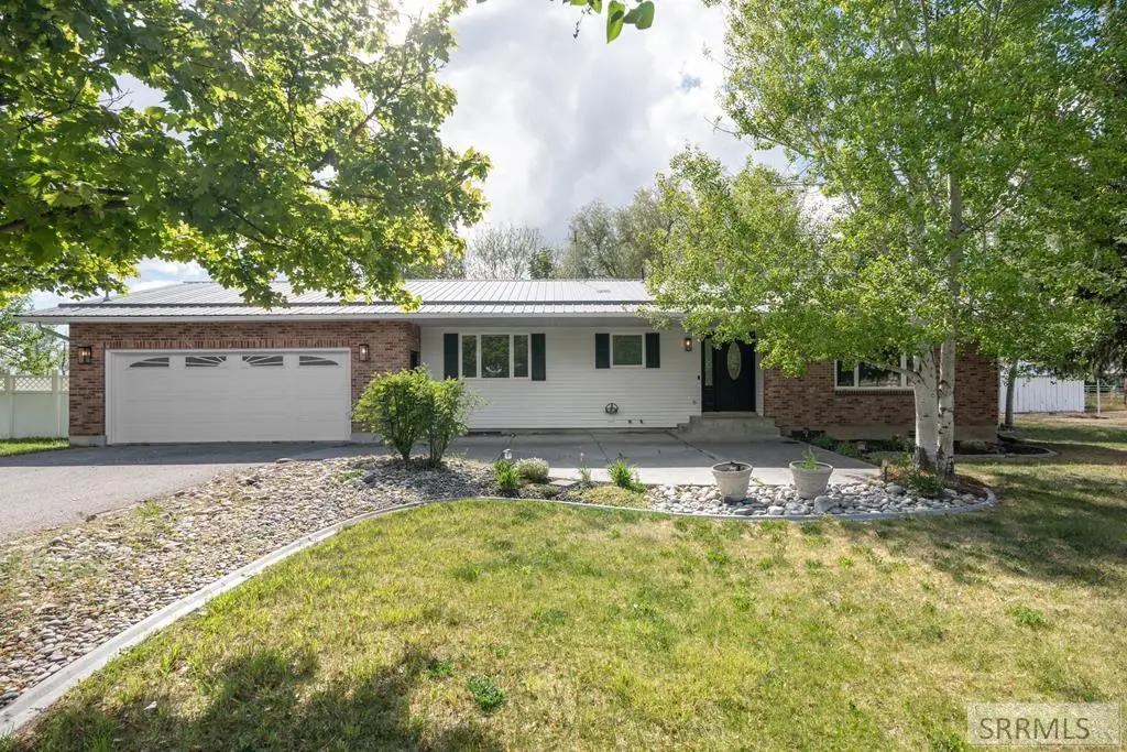 4293 2000 W, Rexburg, ID 83440 - #1
