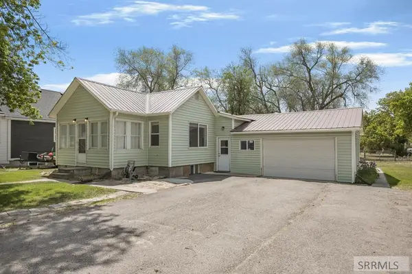 326 Arthur Street, AMERICAN FALLS, ID 83211