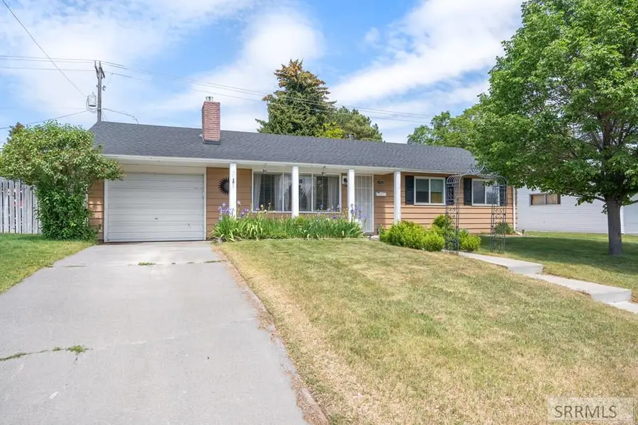 1704 Brentwood Drive, Idaho Falls, ID 83402 - #3