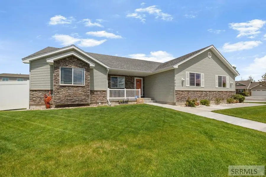 660 Regency Lane, Idaho Falls, ID 83402 - #2