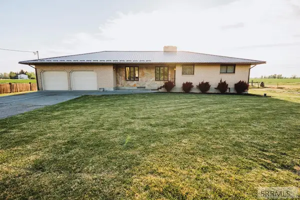 202 Cottonwood Lane, BLACKFOOT, ID 83211