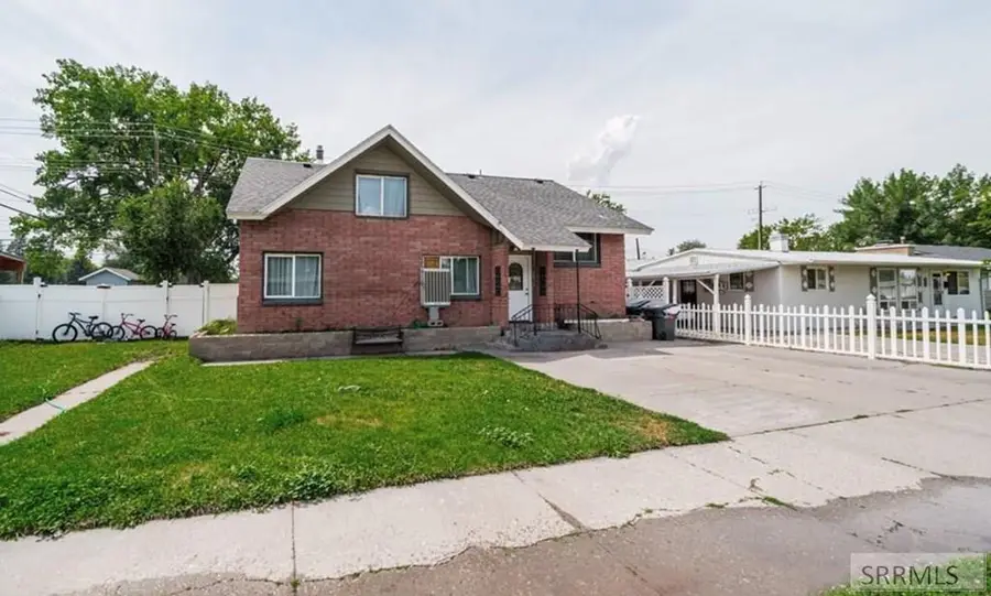 1055 Royal Avenue, Idaho Falls, ID 83401 - #2