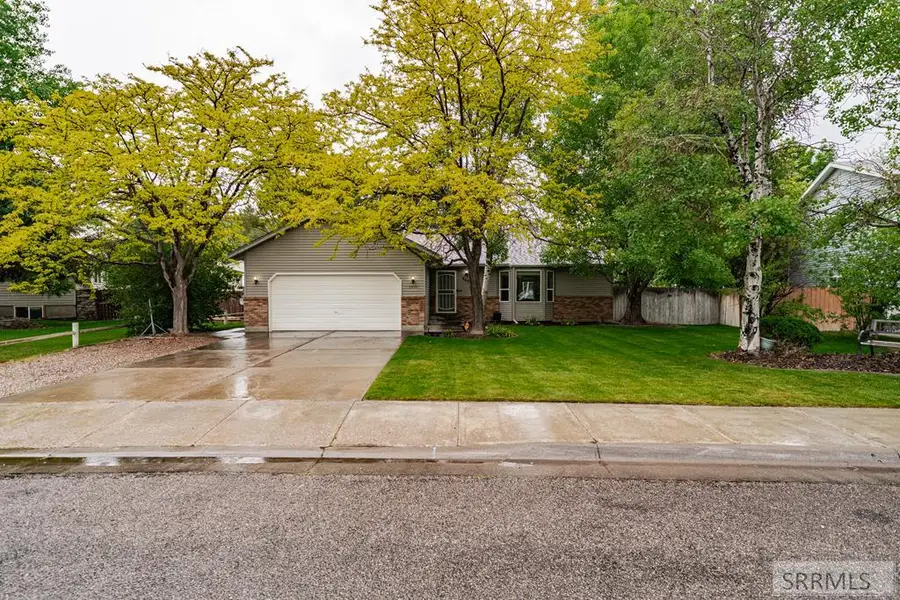3434 Creek Side Dr, Idaho Falls, ID 83404 - #3