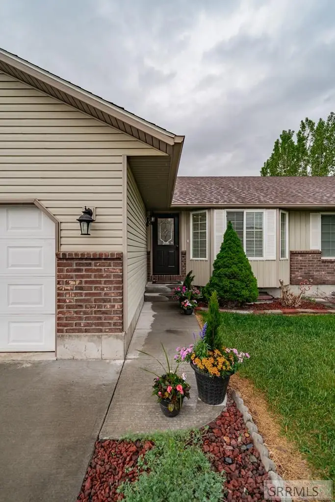4428 High Desert Drive, Ammon, ID 83406 - #3