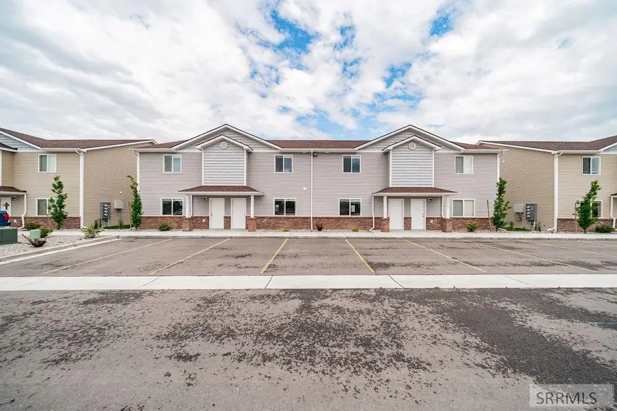 2015 1501 Lawrence Lane #1501, Blackfoot, ID 83221 - #2