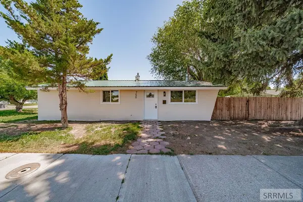 750 Bonneville Drive, IDAHO FALLS, ID 83401
