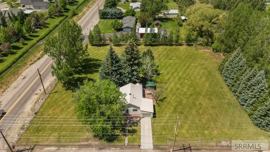 4876 Holmes Avenue, Idaho Falls, ID 83404 - #3