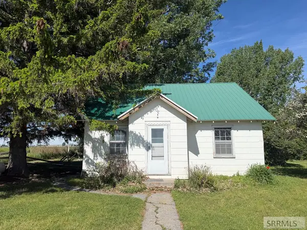 377 3500 E, LEWISVILLE, ID 83431