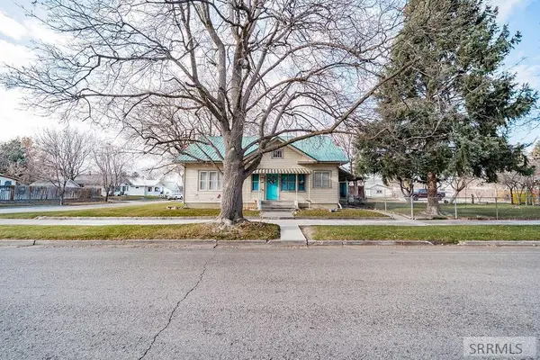1305 Canal, IDAHO FALLS, ID 83402