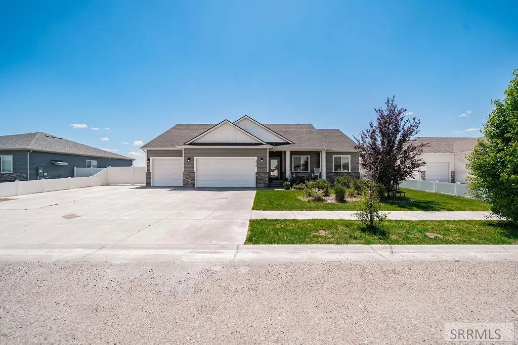 2910 Larson Drive, Idaho Falls, ID 83401 - #1