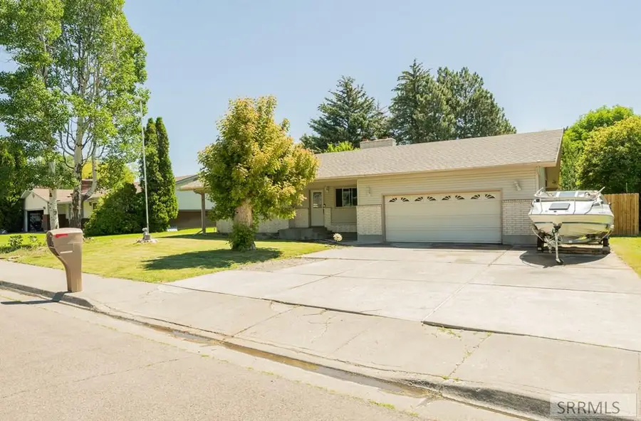 703 Adell Avenue, Idaho Falls, ID 83402 - #2