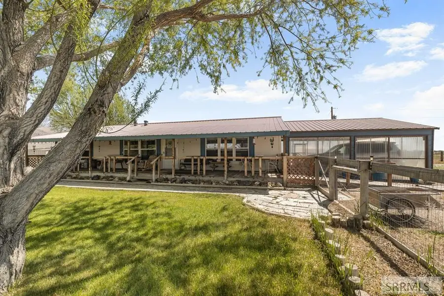 3137 2500 N, Arco, ID 83213 - #3