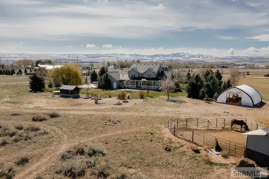 1241 Lazy Lane, Idaho Falls, ID 83404 - #3