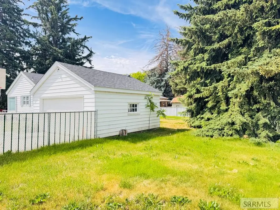 321 Stout Avenue, Blackfoot, ID 83221 - #3