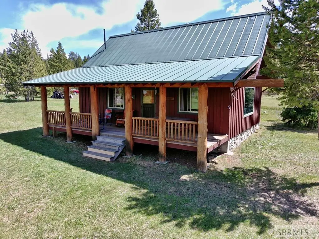 72 Fisher Creek Loop, Stanley, ID 83278 - #1