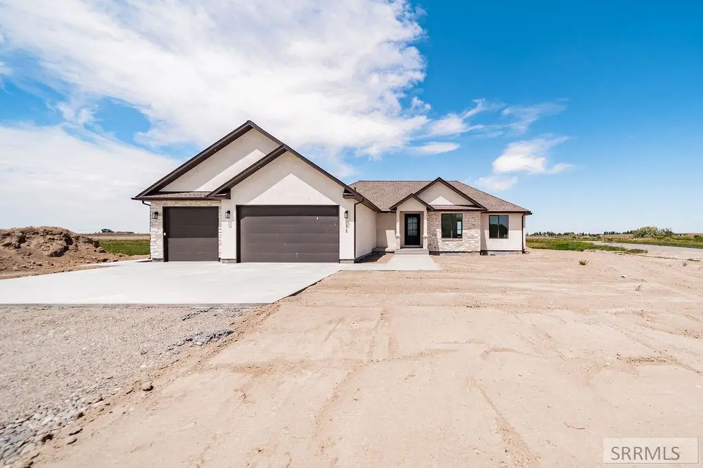 172 275 N, Blackfoot, ID 83221 - #1