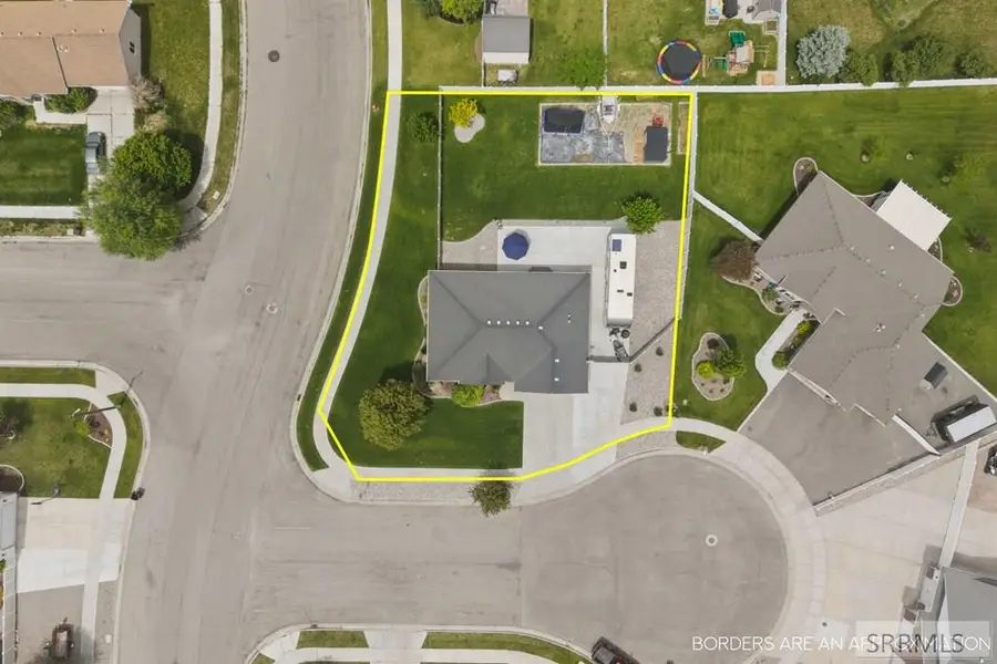5343 Barton Court, Ammon, ID 83406 - #3
